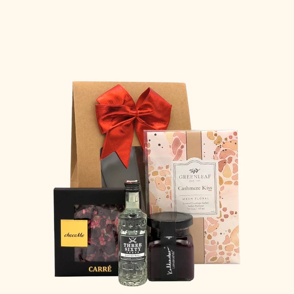 „Vodka Luxury„ vodka ajándékcsomag